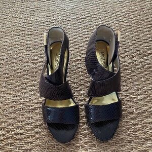 Michael Michael Kors Brown and gold strappy heels size 6